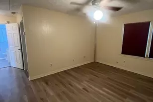 405 19th St N, Texas City, TX 77590 - Photo 12