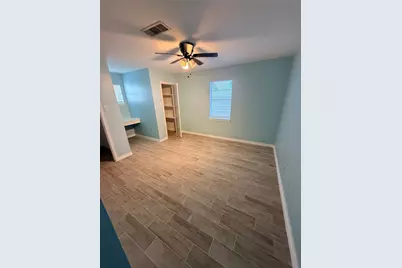 5107 Avenue Q, Galveston, TX 77551 - Photo 20