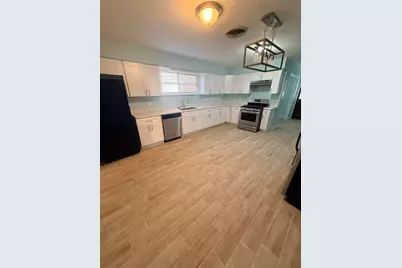 5107 Avenue Q, Galveston, TX 77551 - Photo 6