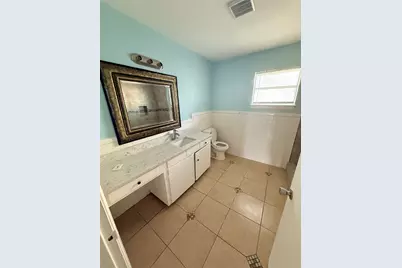 5107 Avenue Q, Galveston, TX 77551 - Photo 14