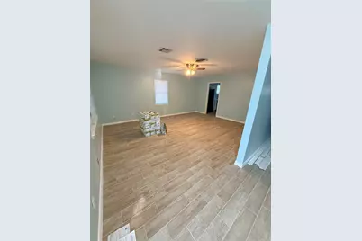 5107 Avenue Q, Galveston, TX 77551 - Photo 4