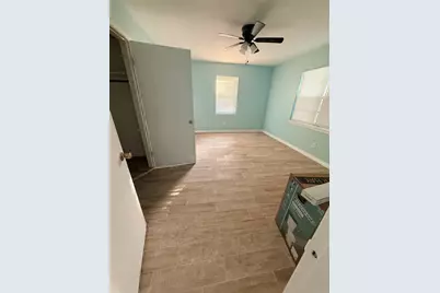 5107 Avenue Q, Galveston, TX 77551 - Photo 22