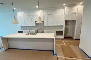 407 E 27th St, Houston, TX 77008 - Photo 4