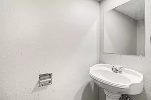 10262 Rockcrest Dr, Houston, TX 77041 - Photo 8