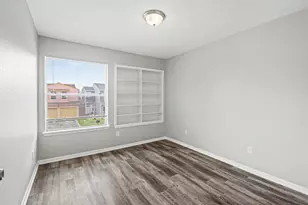 10262 Rockcrest Dr, Houston, TX 77041 - Photo 12