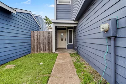 10262 Rockcrest Drive, Houston, TX 77041 - Photo 2