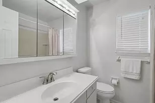 1010 Beachcomber Ln, Houston, TX 77062 - Photo 24