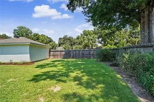 1010 Beachcomber Ln, Houston, TX 77062 - Photo 32