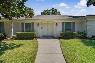 1010 Beachcomber Ln, Houston, TX 77062 - Photo 4