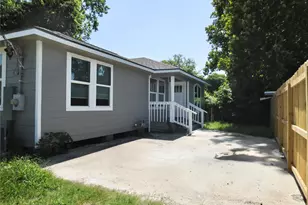 2722 Parker Rd, Houston, TX 77093 - Photo 2