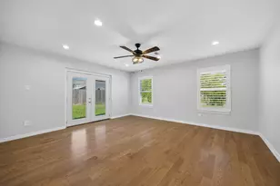 1214 W 31st St, Houston, TX 77018 - Photo 6