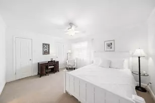 8944 Chatsworth Dr, Houston, TX 77024 - Photo 26