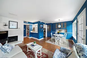 8944 Chatsworth Dr, Houston, TX 77024 - Photo 2