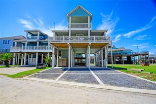 2906 Shady Ln, Crystal Beach, TX 77650 - Photo 2