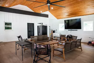 503 Maxine, East Bernard, TX 77435 - Photo 34
