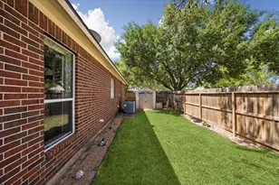 803 Woodcrest Dr, Friendswood, TX 77546 - Photo 30