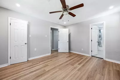 2113 21st Avenue N, Texas City, TX 77590 - Photo 18
