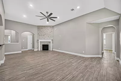 14538 Burleson Bend Drive, Houston, TX 77049 - Photo 16