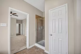 14538 Burleson Bend Drive, Houston, TX 77049 - Photo 38