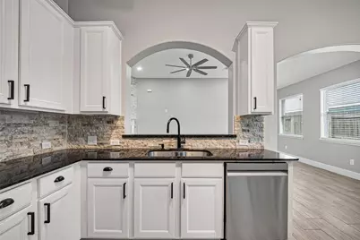14538 Burleson Bend Drive, Houston, TX 77049 - Photo 14