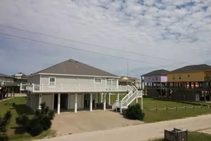 956 S Redfish St, Crystal Beach, TX 77650 - Photo 18