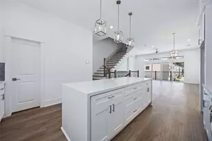 1945 Knoll Square Dr, Houston, TX 77080 - Photo 8