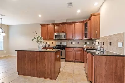 39 Medley Lane, The Woodlands, TX 77382 - Photo 8