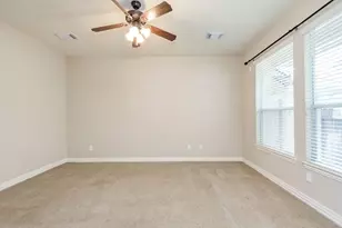 39 Medley Ln, The Woodlands, TX 77382 - Photo 14