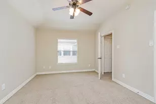 39 Medley Ln, The Woodlands, TX 77382 - Photo 32