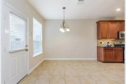 39 Medley Lane, The Woodlands, TX 77382 - Photo 12