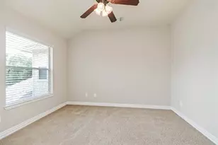 39 Medley Ln, The Woodlands, TX 77382 - Photo 24