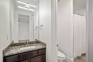 908 Amelia St, Sugar Land, TX 77478 - Photo 32