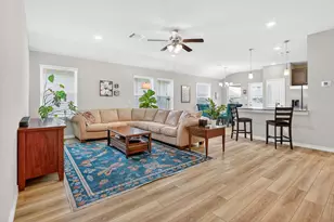 2038 Chief St, Bryan, TX 77807 - Photo 2