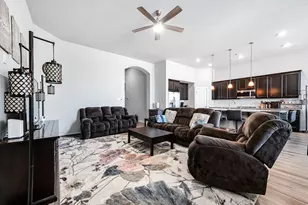 2111 Blackhawk Ridge Ln, Manvel, TX 77578 - Photo 8