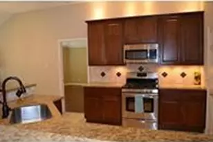 3710 Glenhill Dr, Pearland, TX 77584 - Photo 2