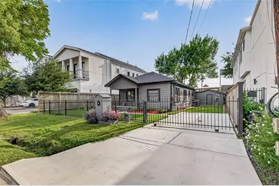 1507 Laird Street, Houston, TX 77008 - Photo 1