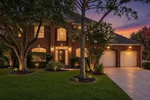 4702 Debra's Trace Ln, Katy, TX 77450 - Photo 2