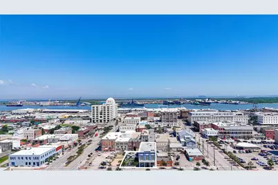 2416 Postoffice Street, Galveston, TX 77550 - Photo 32
