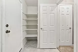 4001 Hazelwood Dr, Pearland, TX 77584 - Photo 28