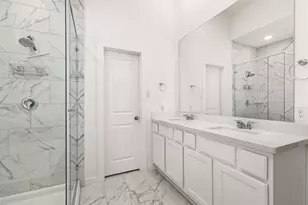 13020 Cobalt Cove Ct, Texas City, TX 77568 - Photo 18
