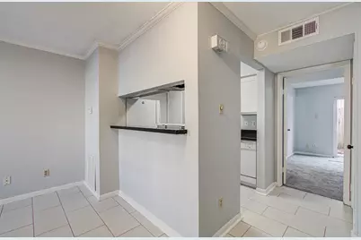6402 Del Monte Drive #42, Houston, TX 77057 - Photo 8