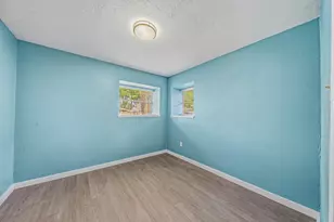 10606 Kirkdale Dr, Houston, TX 77089 - Photo 18