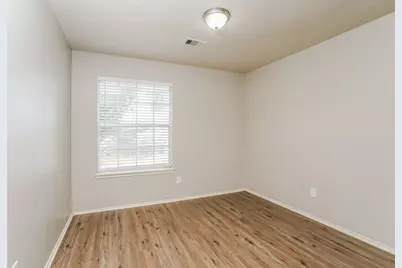 8310 Woodland Willows Drive, Houston, TX 77083 - Photo 12