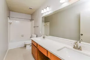 8310 Woodland Willows Dr, Houston, TX 77083 - Photo 16