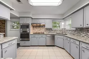 915 Sycamore Rd, Richmond, TX 77469 - Photo 10
