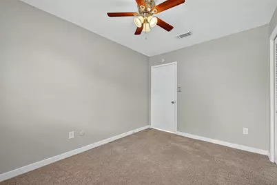 10402 Gulfstream Lane, Sugar Land, TX 77498 - Photo 28