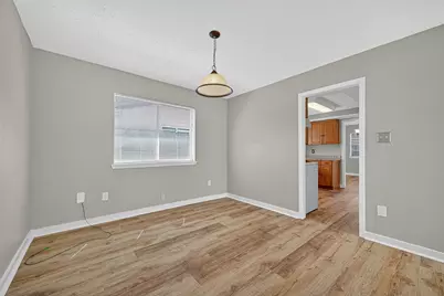 10402 Gulfstream Lane, Sugar Land, TX 77498 - Photo 14