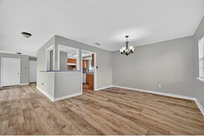 10402 Gulfstream Lane, Sugar Land, TX 77498 - Photo 12
