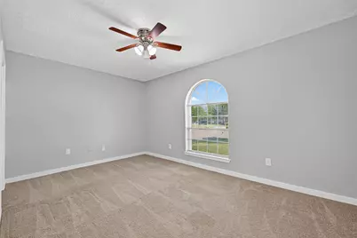 10402 Gulfstream Lane, Sugar Land, TX 77498 - Photo 32