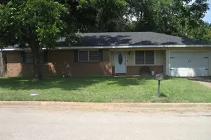 105 Lakeway Dr, Crockett, TX 75835 - Photo 1